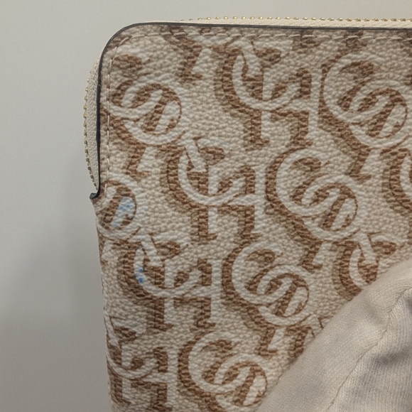 Coach Wristlet NWT (tag was pulled off) - Picture 5 of 5